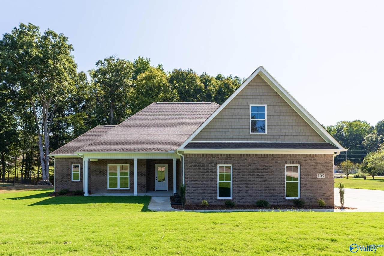 105 Lakeridge Court - Photo 1