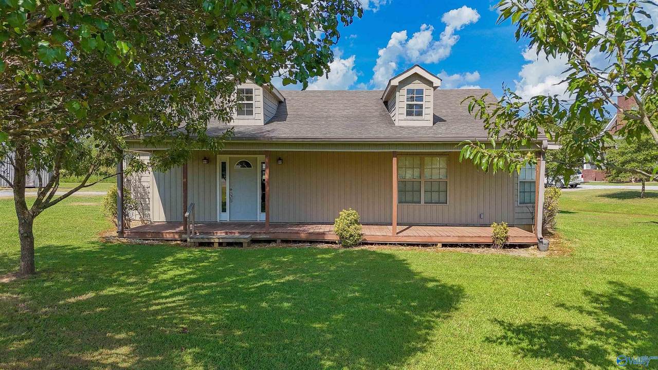 16388 Highway 157 - Photo 1