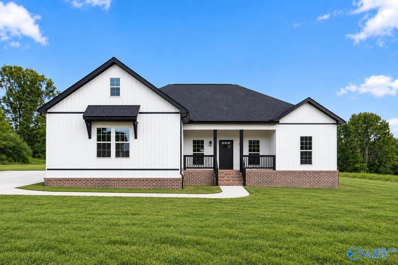 5156 Columbus City Road - Photo 1