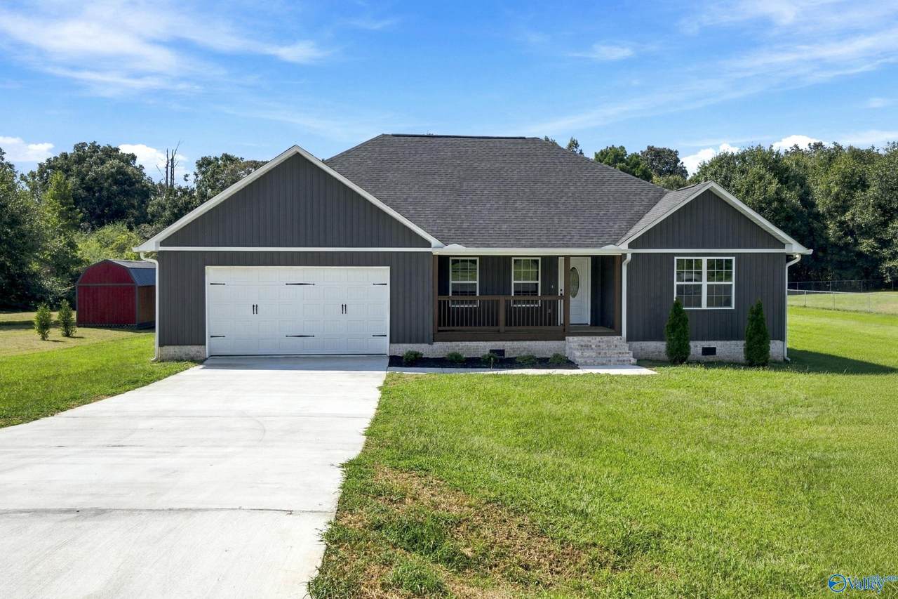 117 Creekside Drive - Photo 1