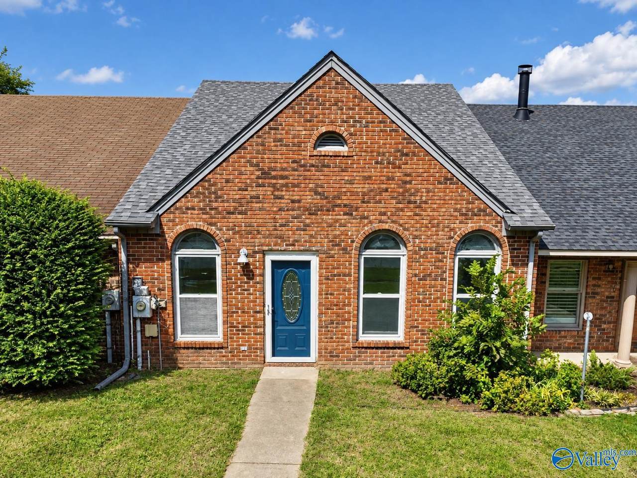 https://bt-photos.global.ssl.fastly.net/nalmls/1280_boomver_1_21929318-2.jpg
