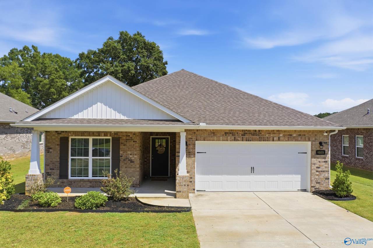 9105 Monteagle Boulevard - Photo 1