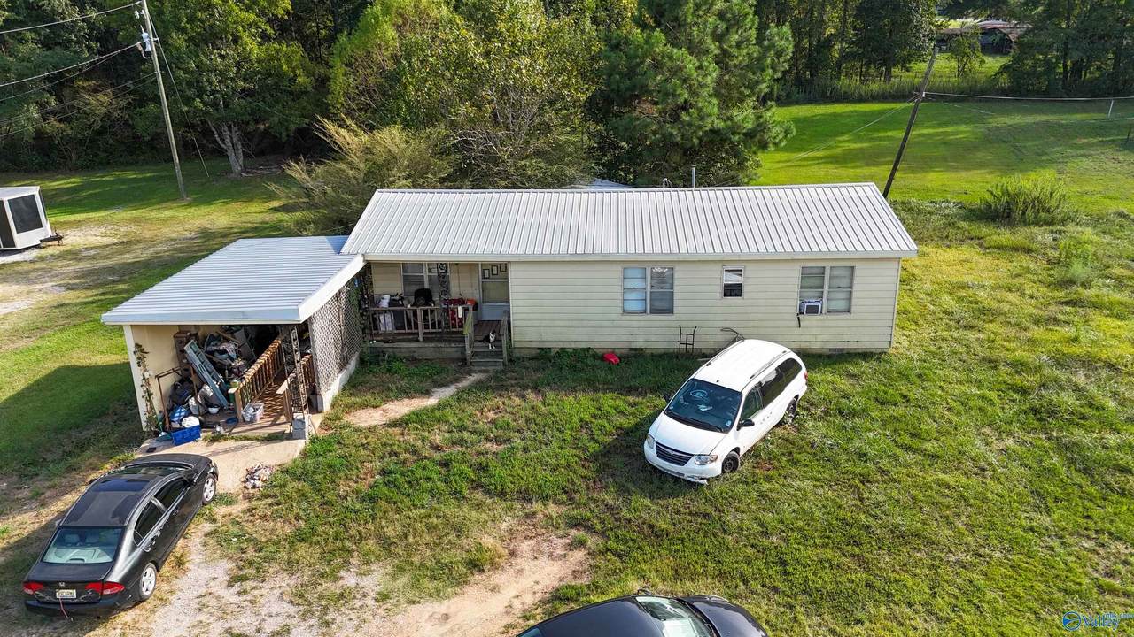 2060 Bexar Avenue - Photo 1