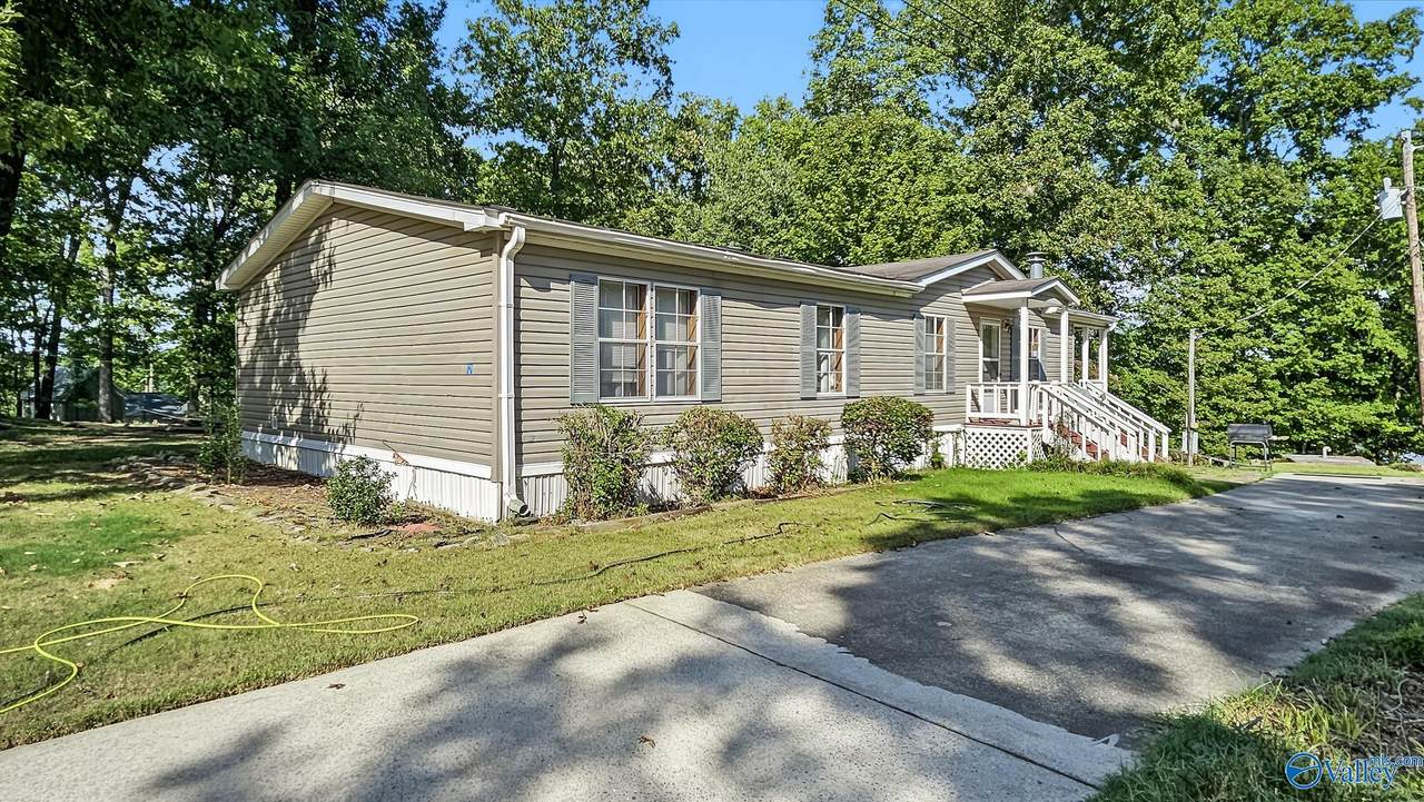 429 County Road 564 - Photo 1