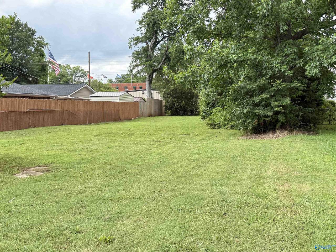 2706 6th Avenue - Photo 1