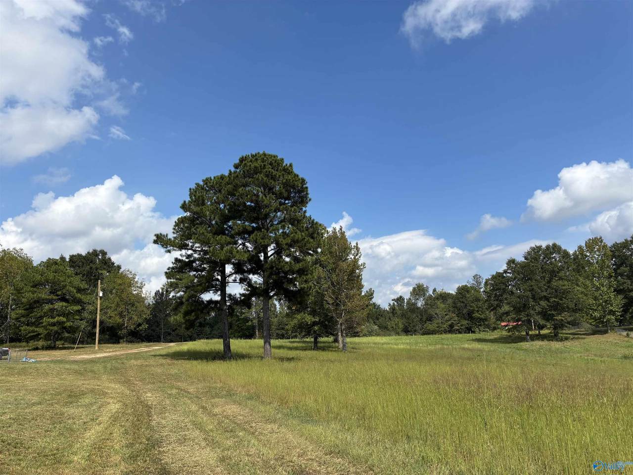 https://bt-photos.global.ssl.fastly.net/nalmls/1280_boomver_1_21930032-2.jpg