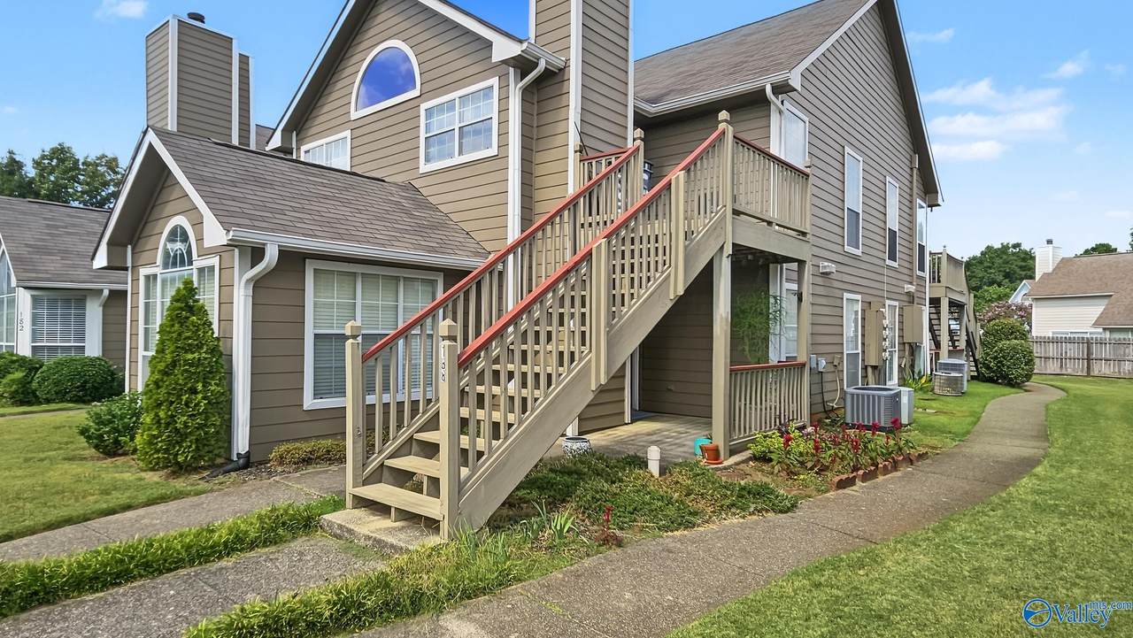 186 Waters Edge Lane - Photo 1