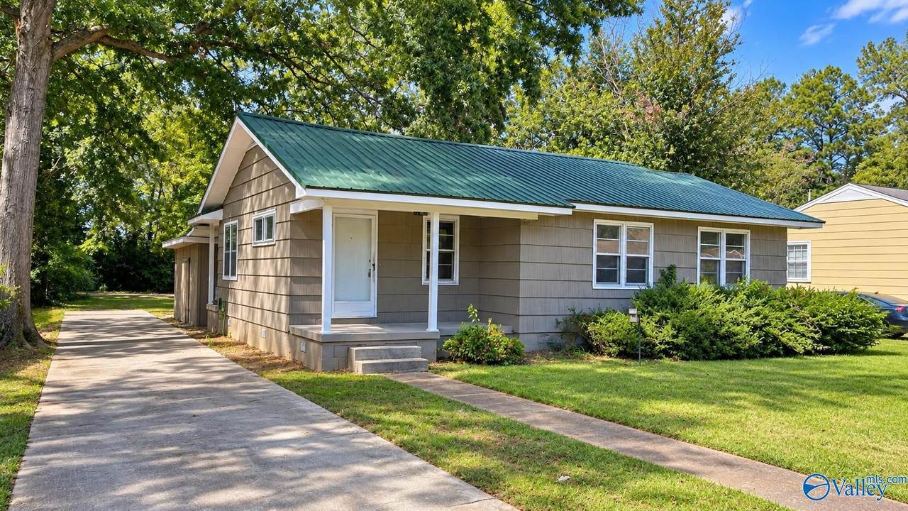 1519 Somerville Road - Photo 1
