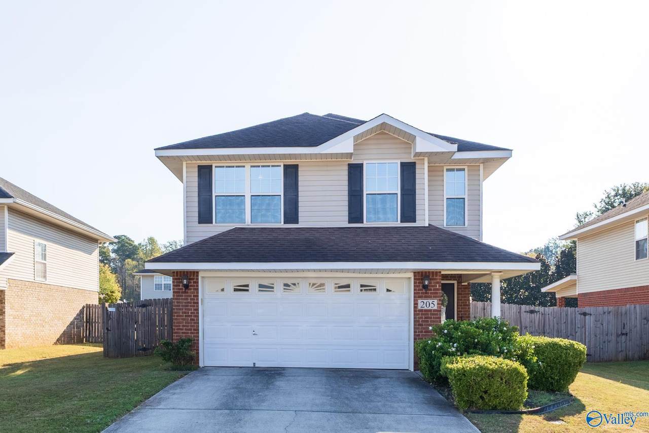 205 Shadow Trail - Photo 1