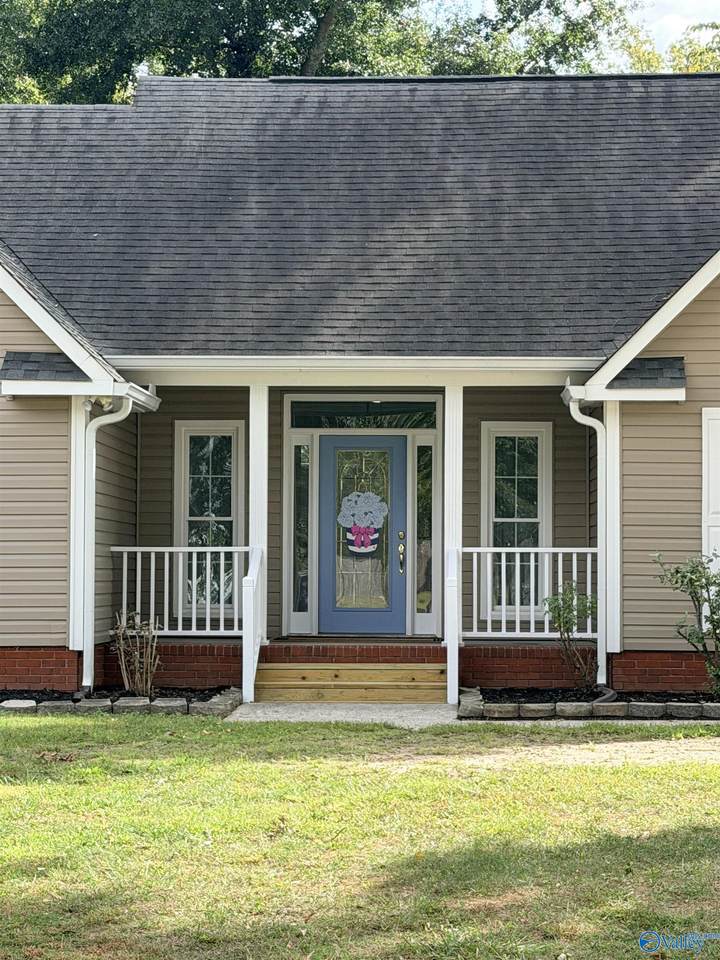https://bt-photos.global.ssl.fastly.net/nalmls/orig_boomver_1_21930859-2.jpg