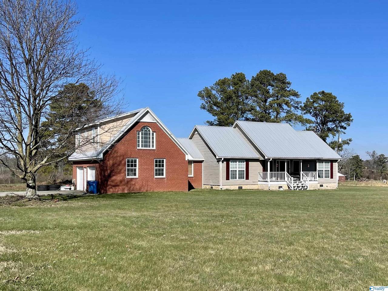 596 Crawford Road - Photo 1