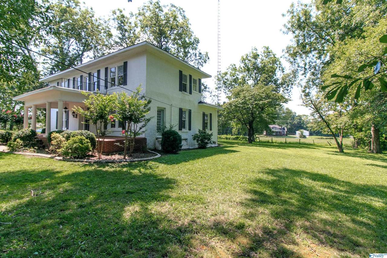 864 Hamilton Street - Photo 1