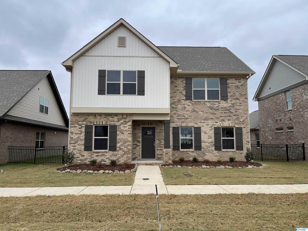 17259 Chelsea Street - Photo 1