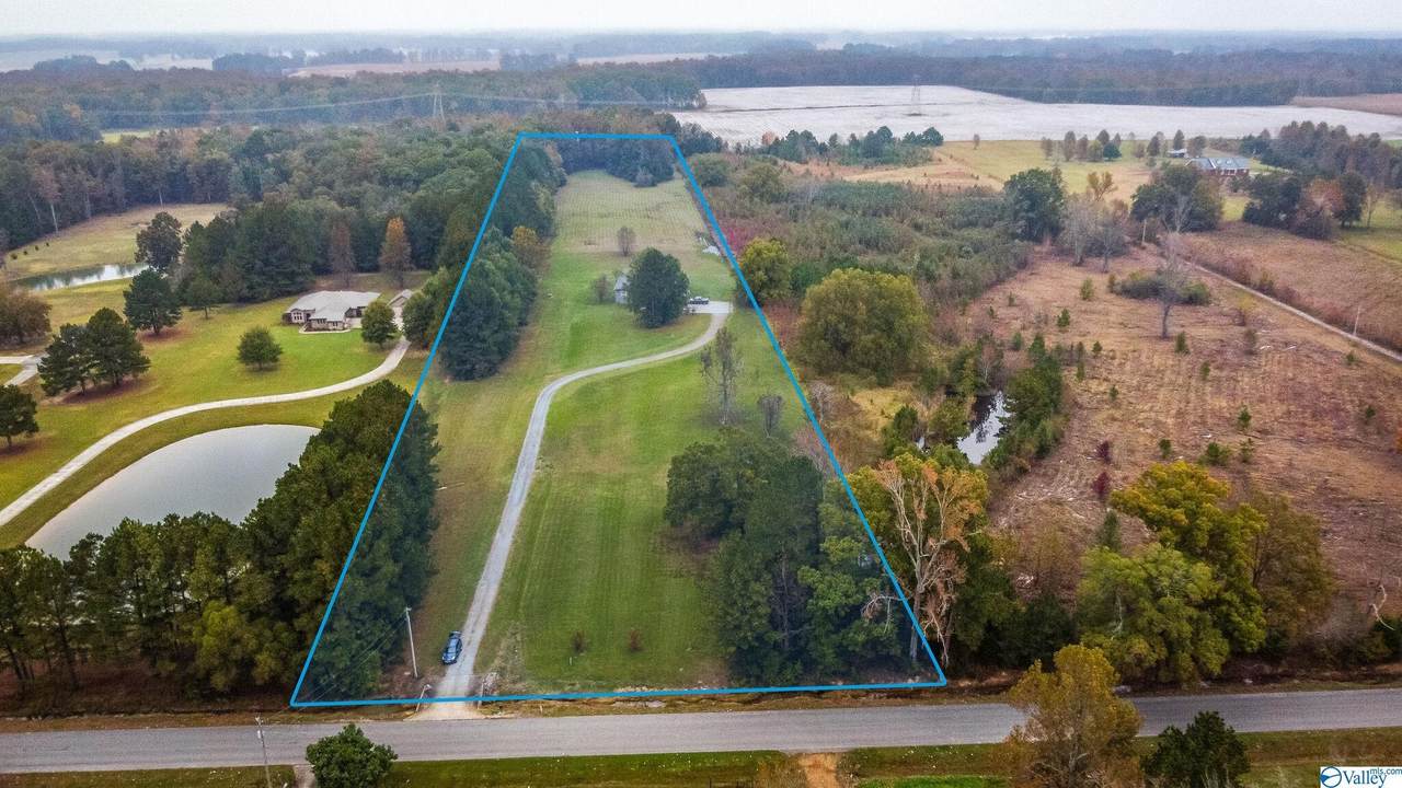18501 Huntsville Brownsferry Road - Photo 1
