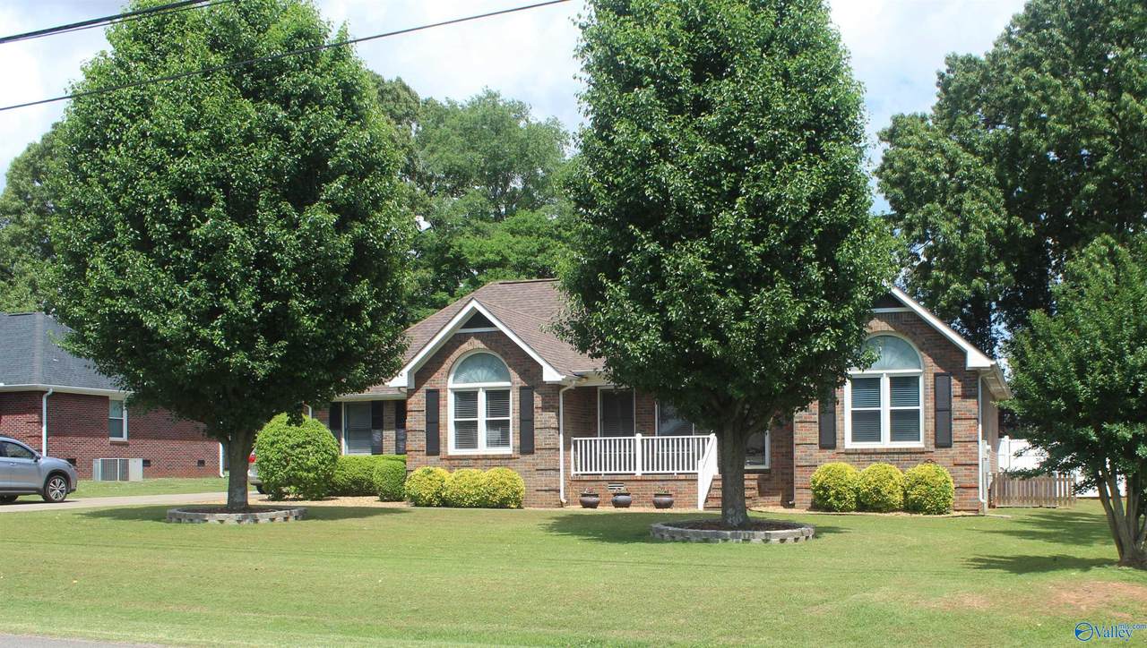 129 Forrest Lane - Photo 1