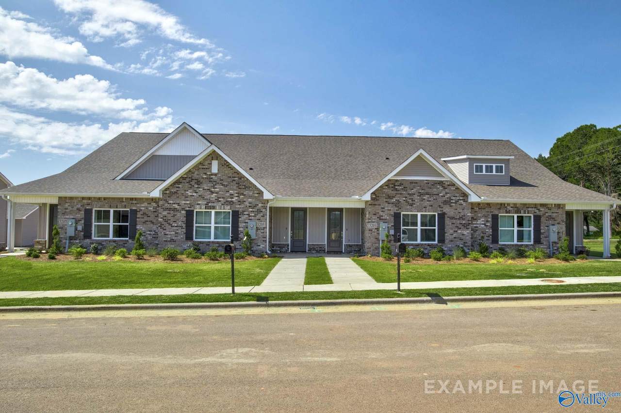 3221 Mcclellan Way - Photo 1
