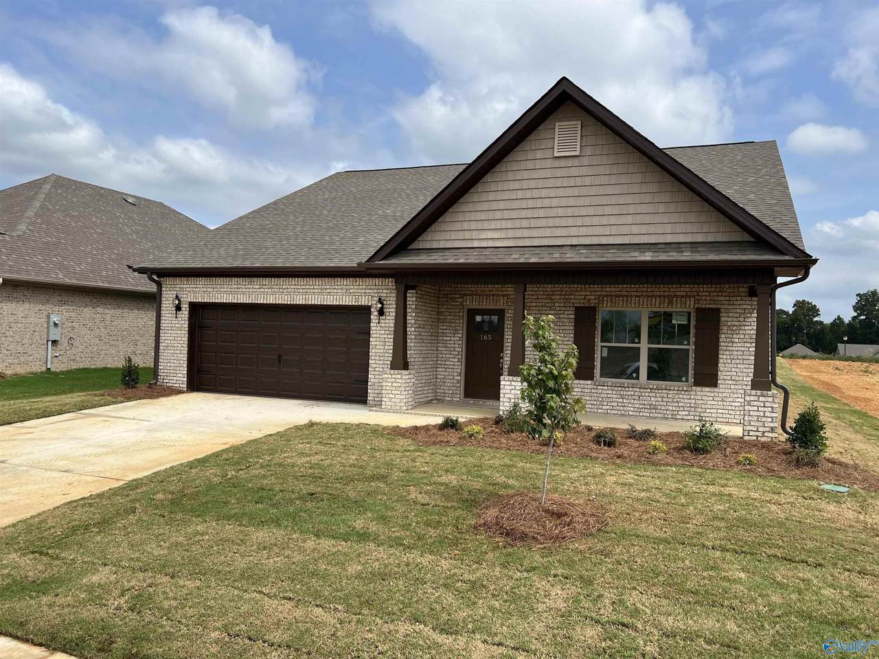 165 Saddle Street - Photo 1