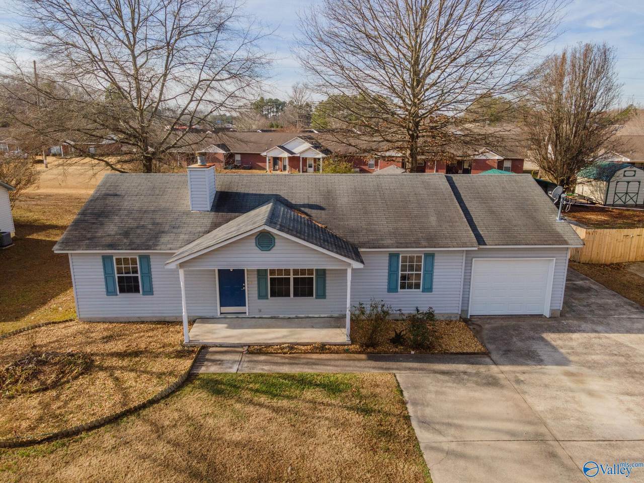 1327 Sparkman Street, Hartselle, AL 35640 (MLS 21850113) MarMac