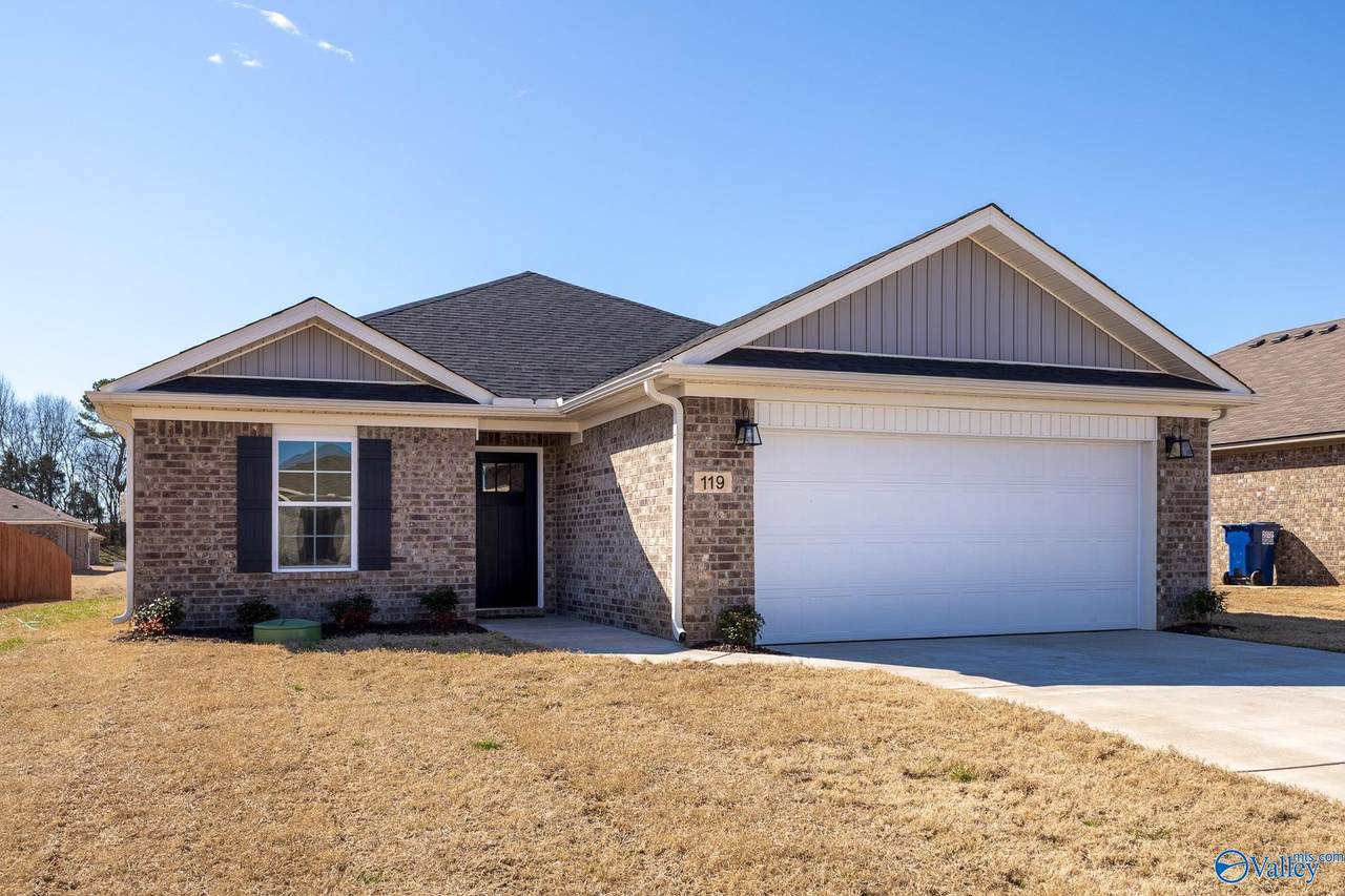 119 Domingues Avenue - Photo 1