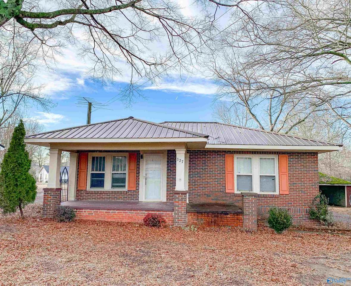 327 Guntersville Road - Photo 1