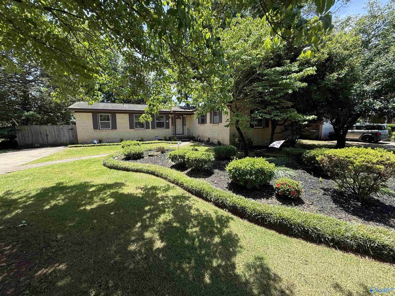 3911 Sparkman Drive - Photo 1