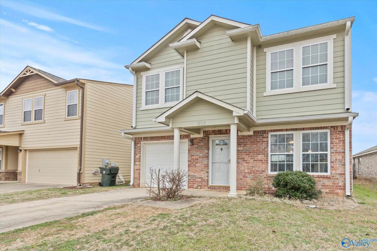 256 Bermuda Lakes Drive - Photo 1