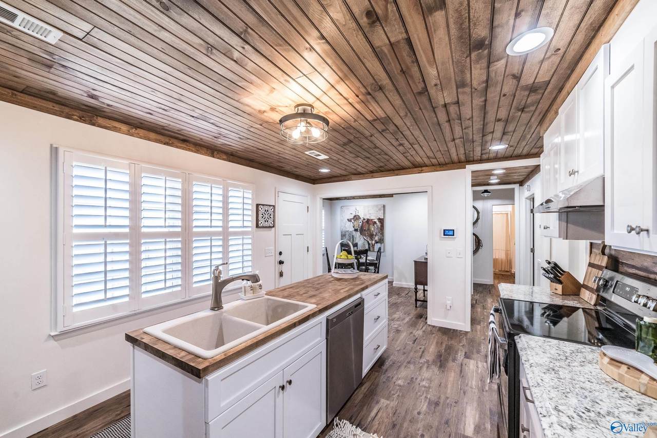 304 Bethany Drive - Photo 1