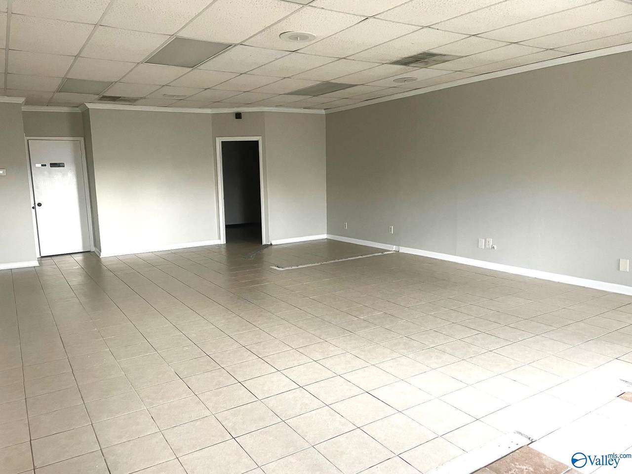 4820 University Drive - Photo 1