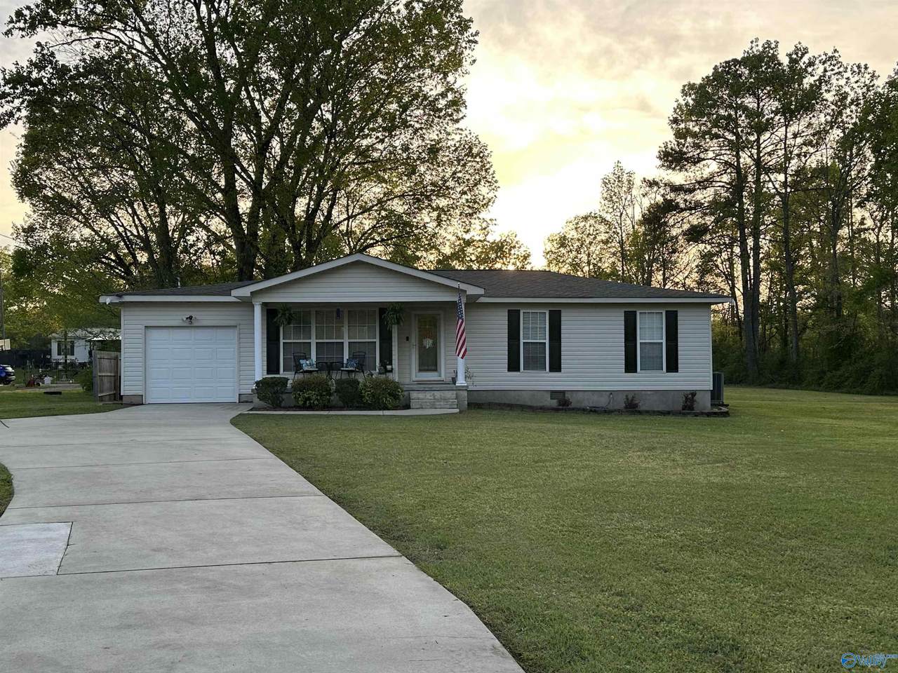 1209 Wood Avenue - Photo 1