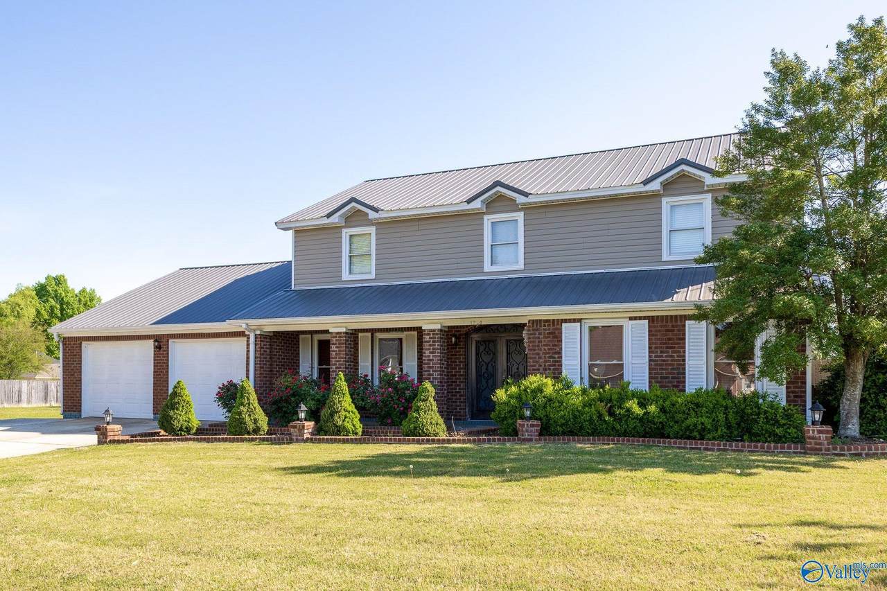 1740 Nottingham Drive - Photo 1