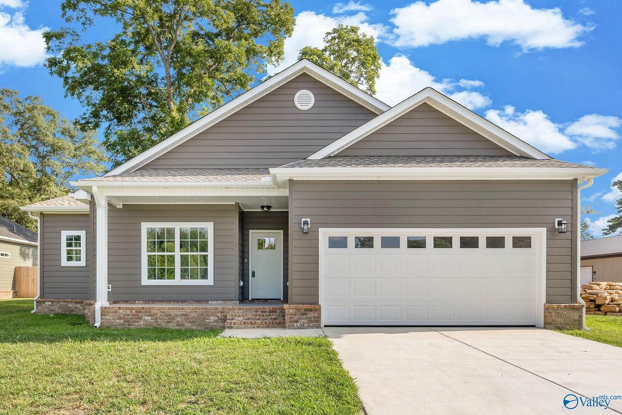 402 Woodall Street - Photo 1