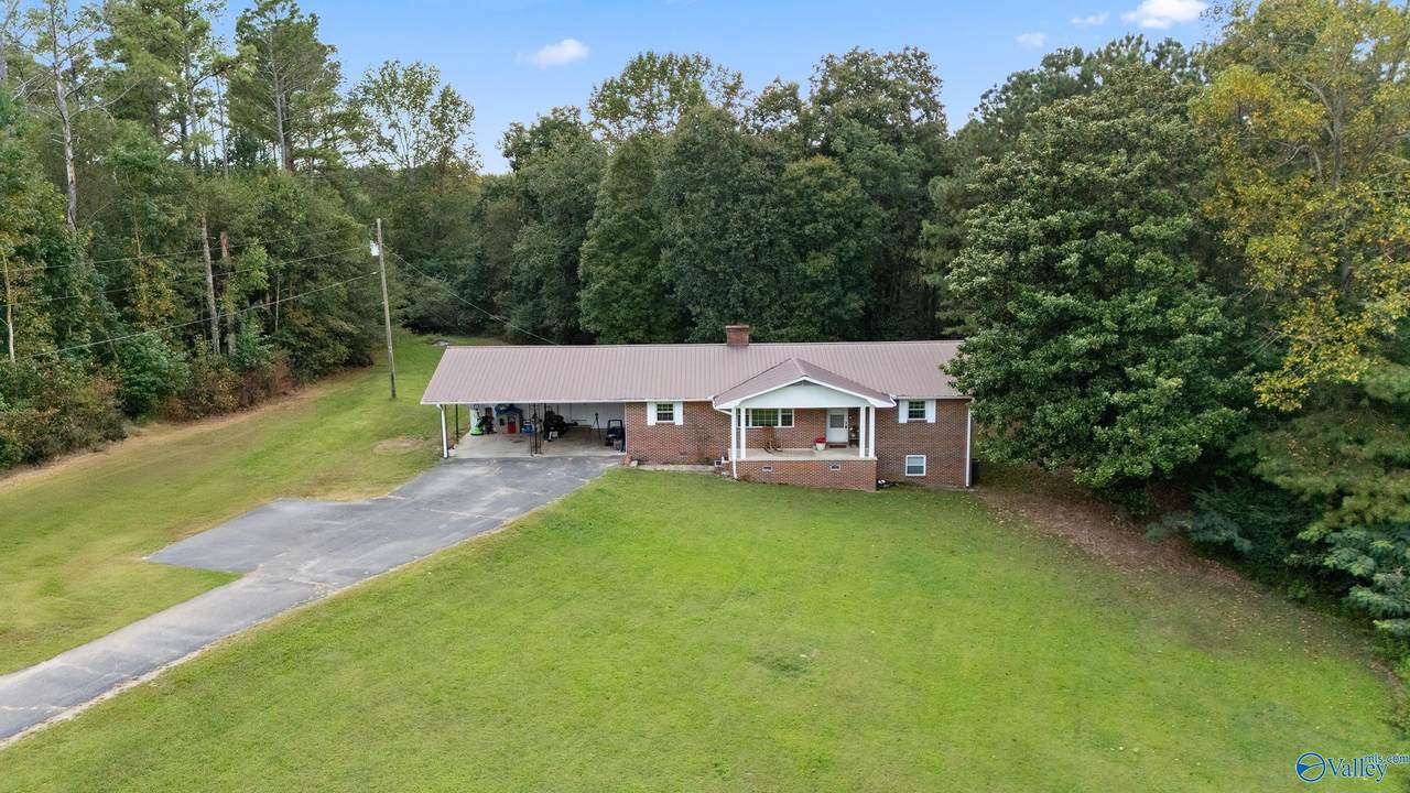 102 Baker Drive - Photo 1