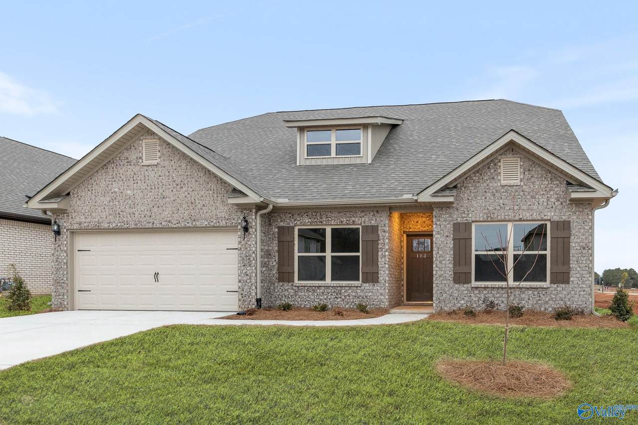 158 Flintridge Drive - Photo 1