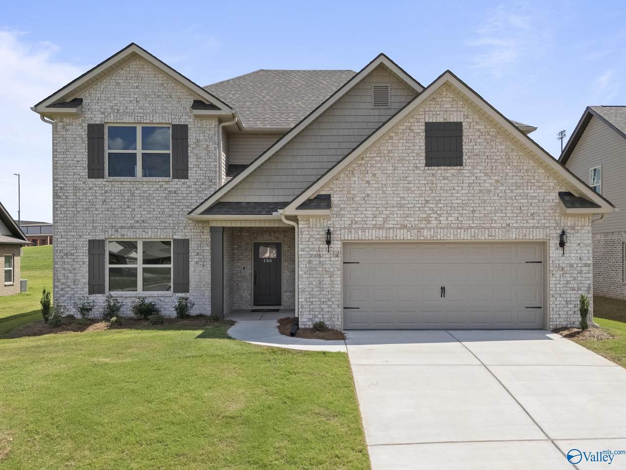 160 Saddle Street - Photo 1