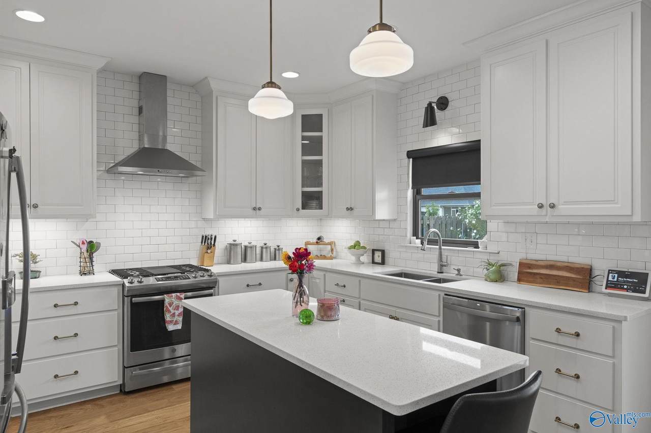 24673 Beacon Circle - Photo 1