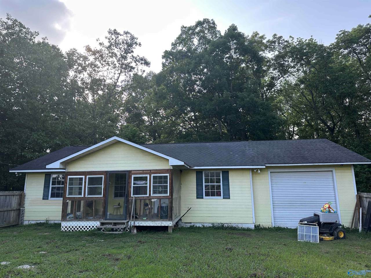250 Rose Road - Photo 1