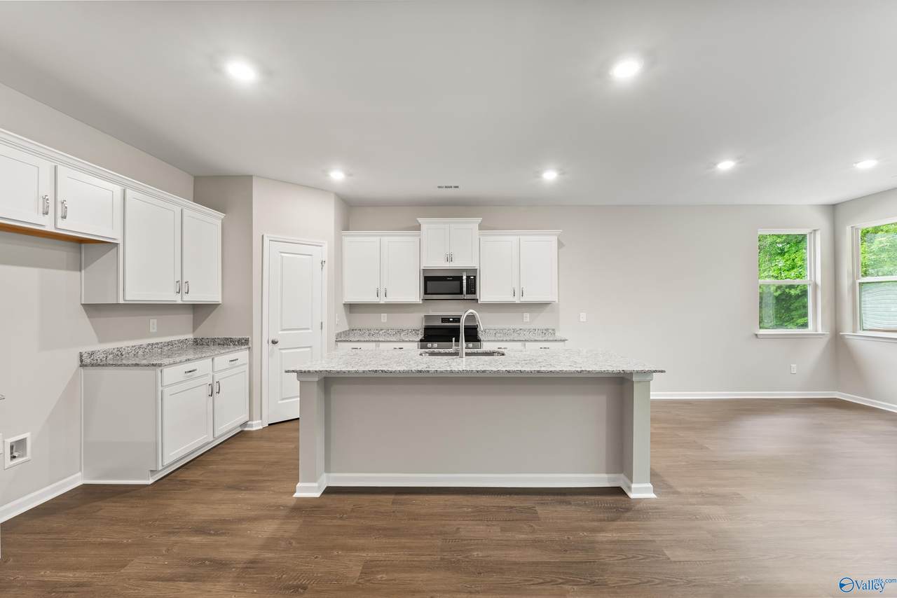 34 Aurora Circle - Photo 1