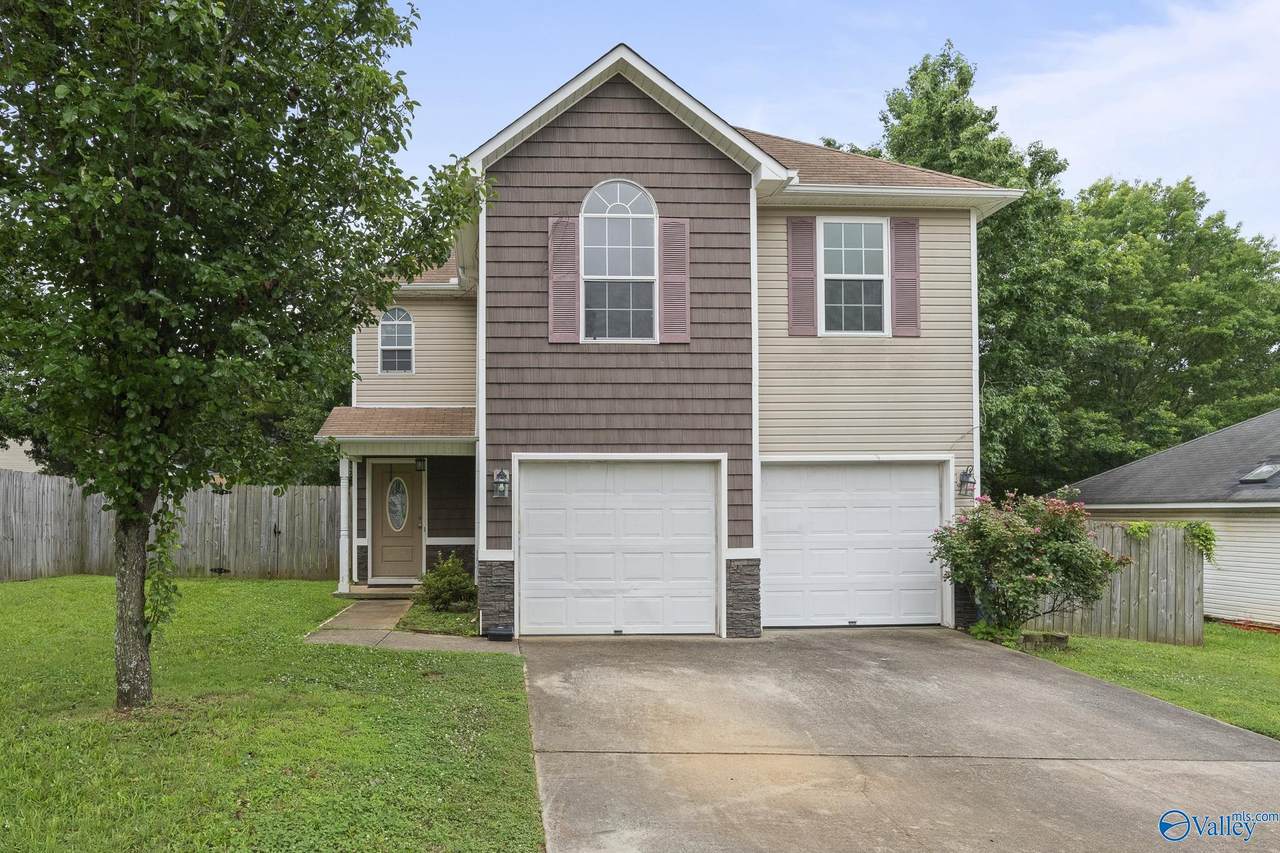 152 Liberty Drive - Photo 1