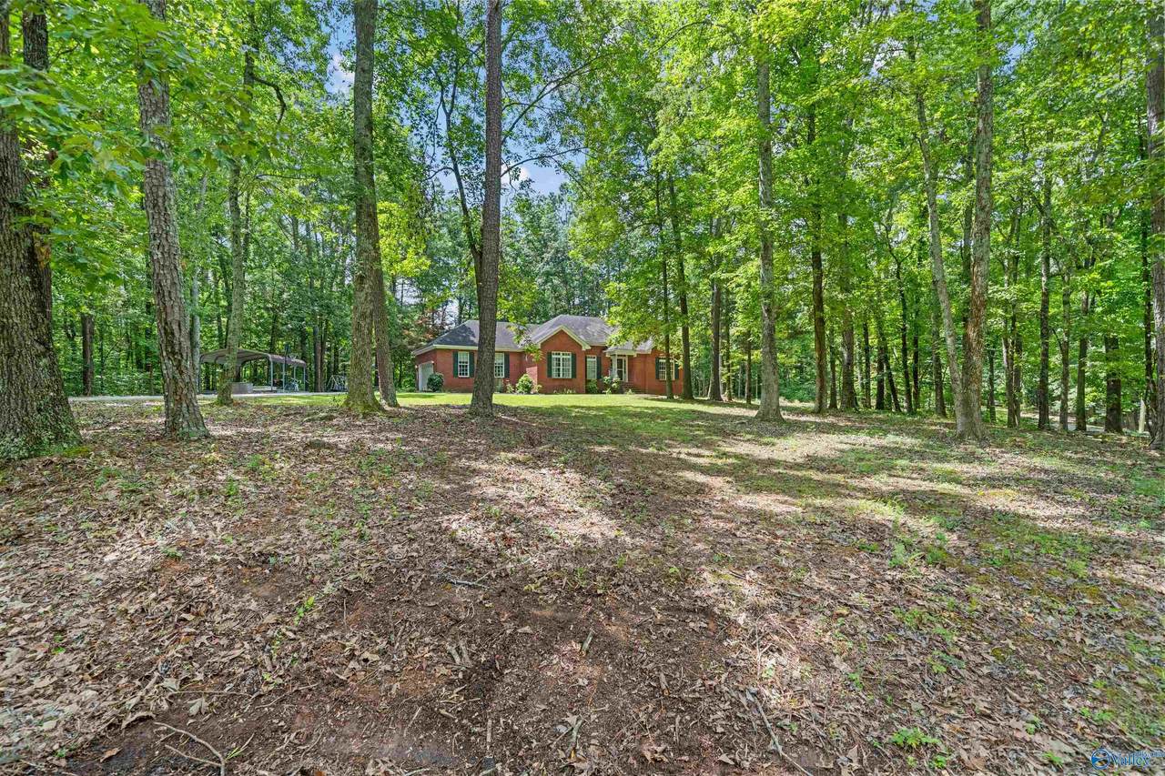 123 Cedarcrest Circle - Photo 1