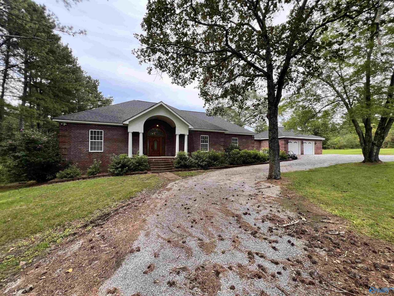 415 County Road 166 - Photo 1