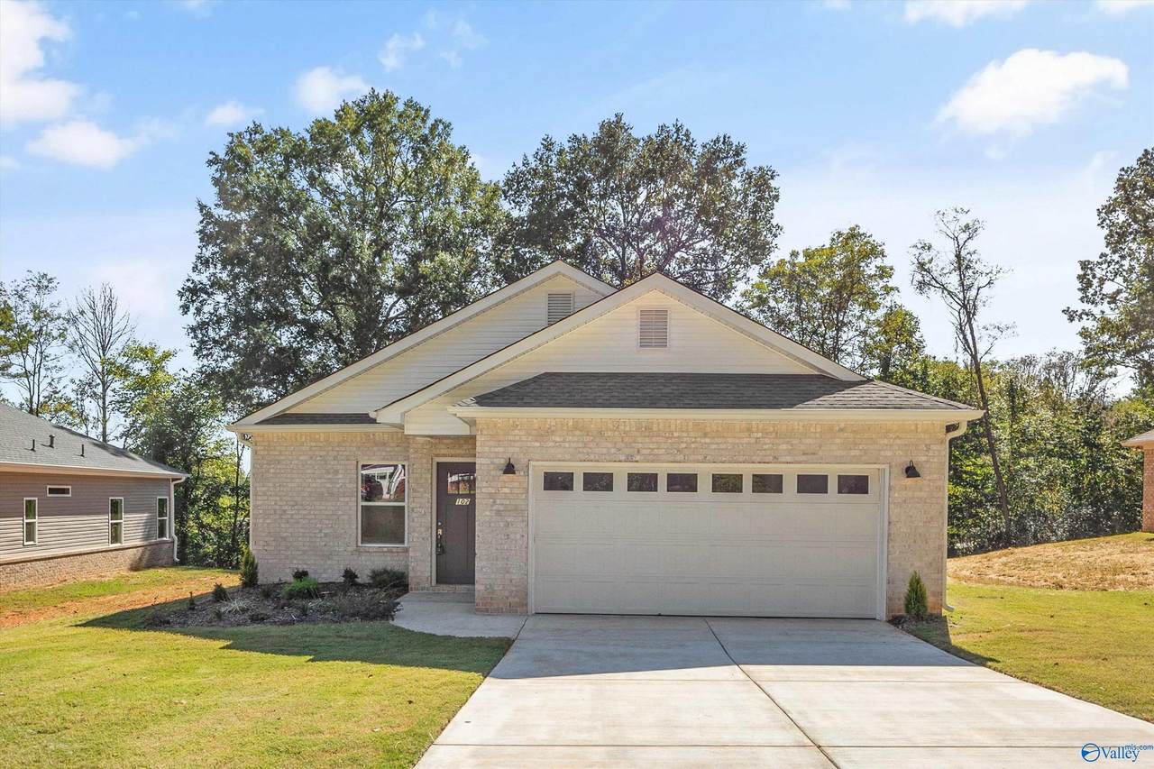 102 Shelly Lane - Photo 1