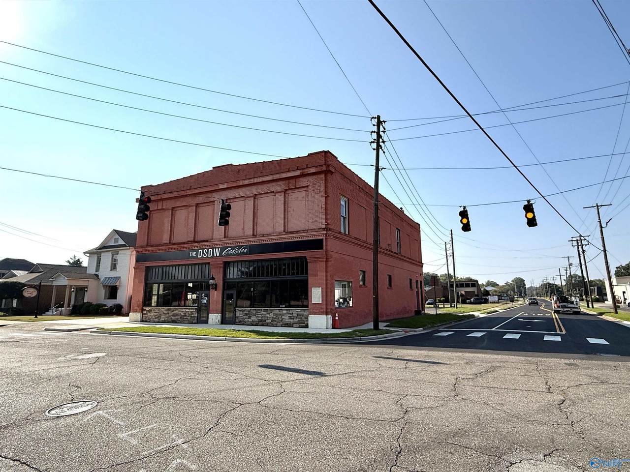 534 Walnut Street - Photo 1