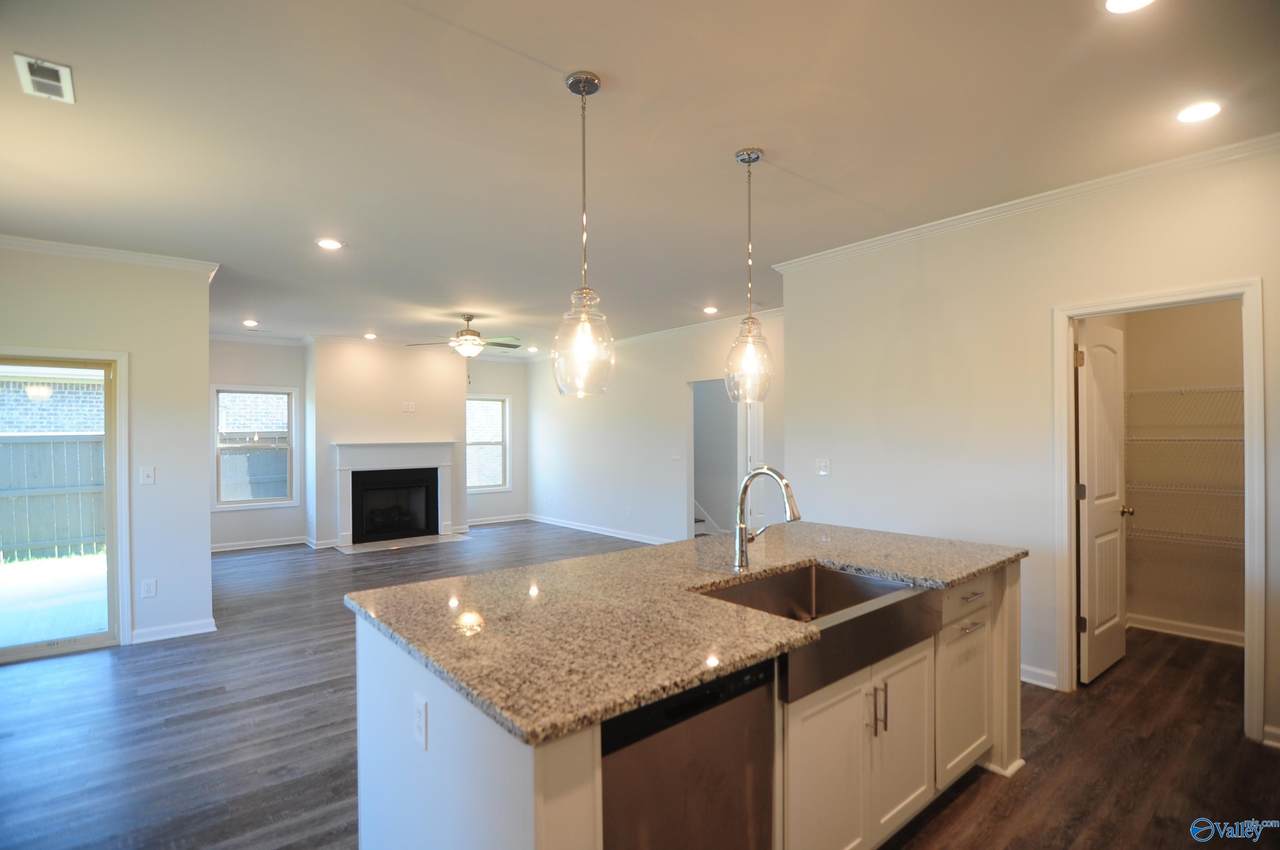 16312 Trestle Street - Photo 1