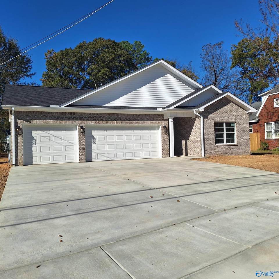 1301 Sparkman Street - Photo 1