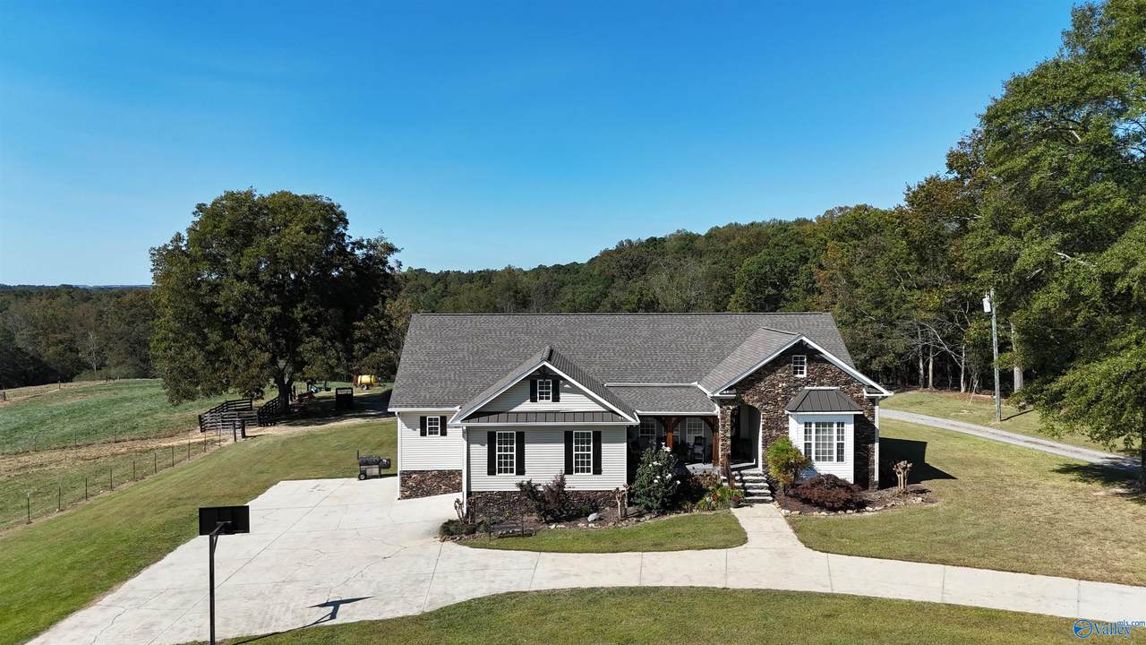 121 Sumners Road - Photo 1