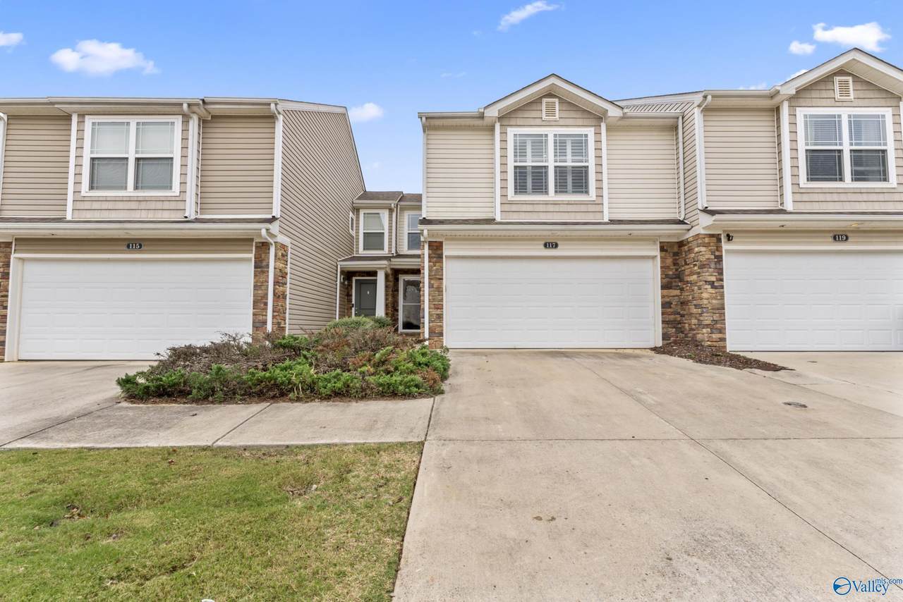 117 Woodsbrook Place - Photo 1