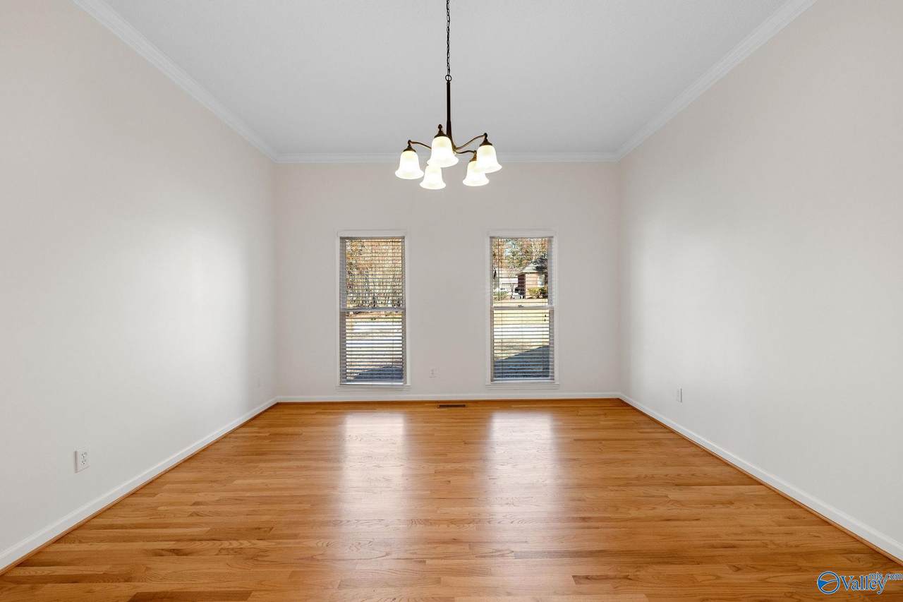 https://bt-photos.global.ssl.fastly.net/nalmls/1280_boomver_2_21904944-2.jpg