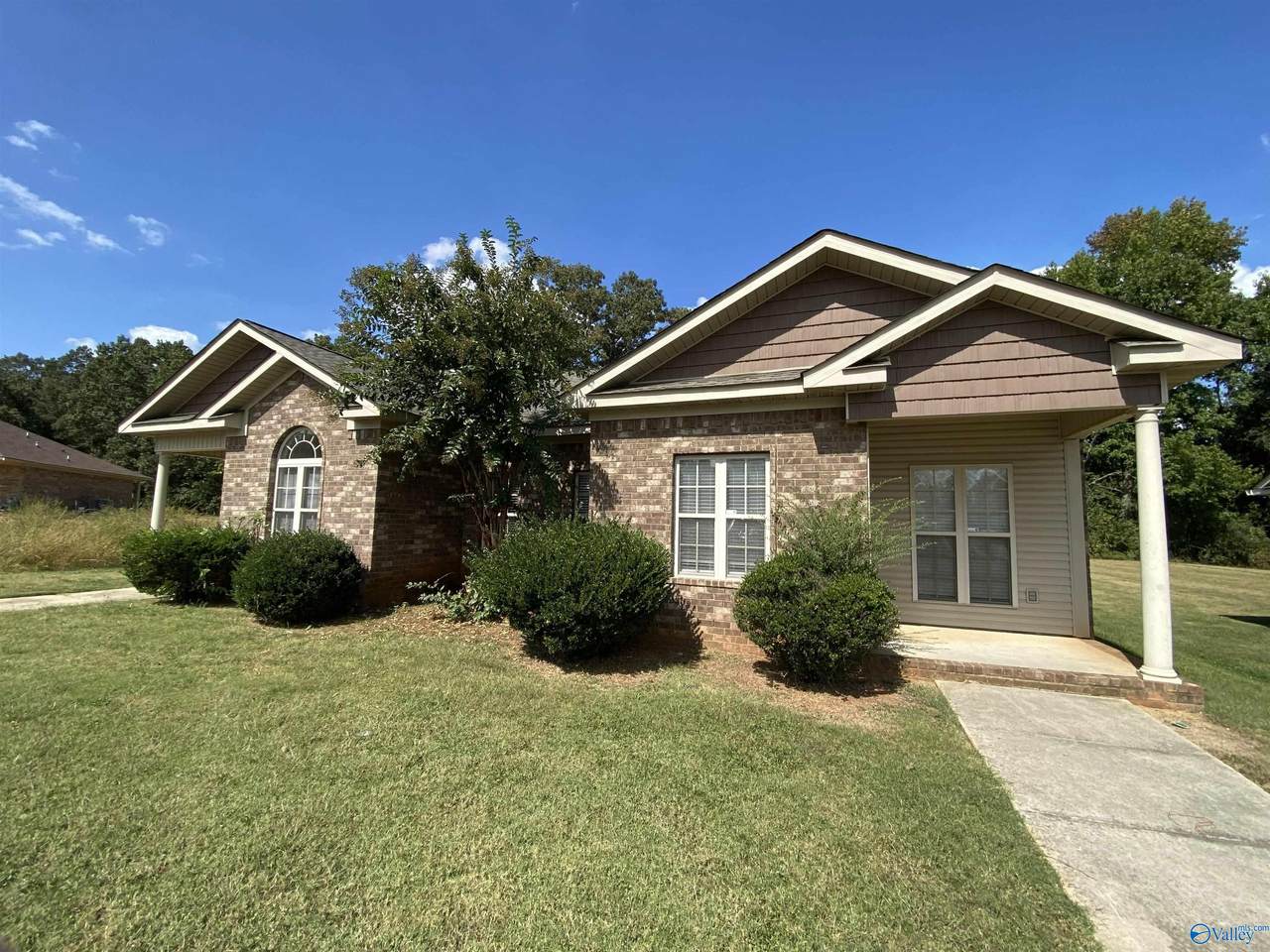 105 Kaleigh Paige Circle - Photo 1