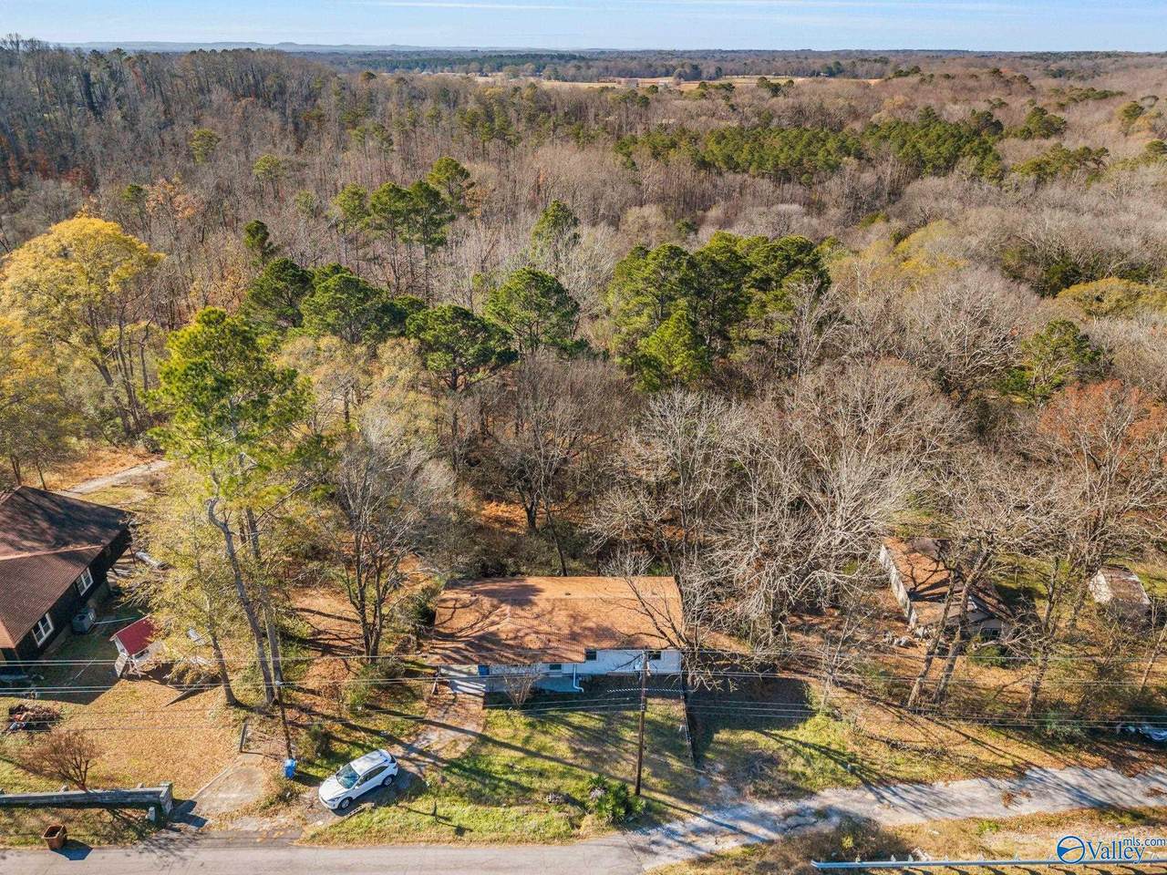 2801 Highway 31 - Photo 1