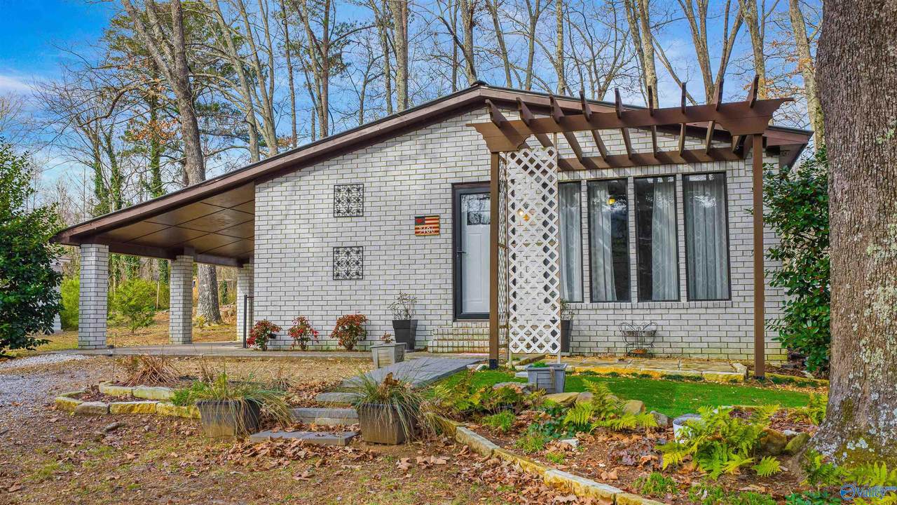 3406 Gault Avenue - Photo 1